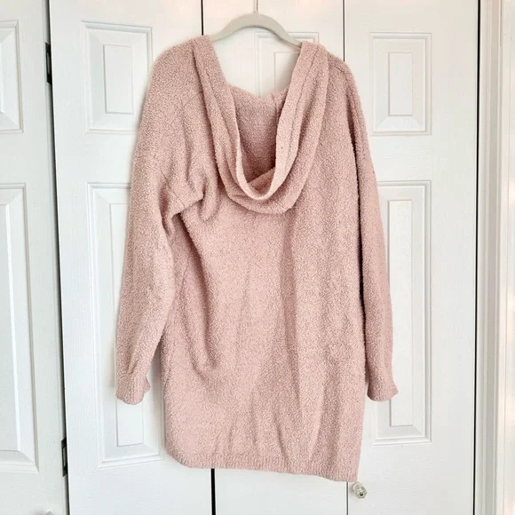 KIKIT Fuzzy Cardigan - Picture 2 of 3